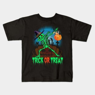 Kids Cute Boys Halloween Dabbing Skeleton Kids T-Shirt